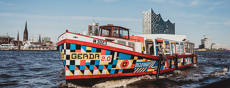 Hamburger Hafen von der Barkasse